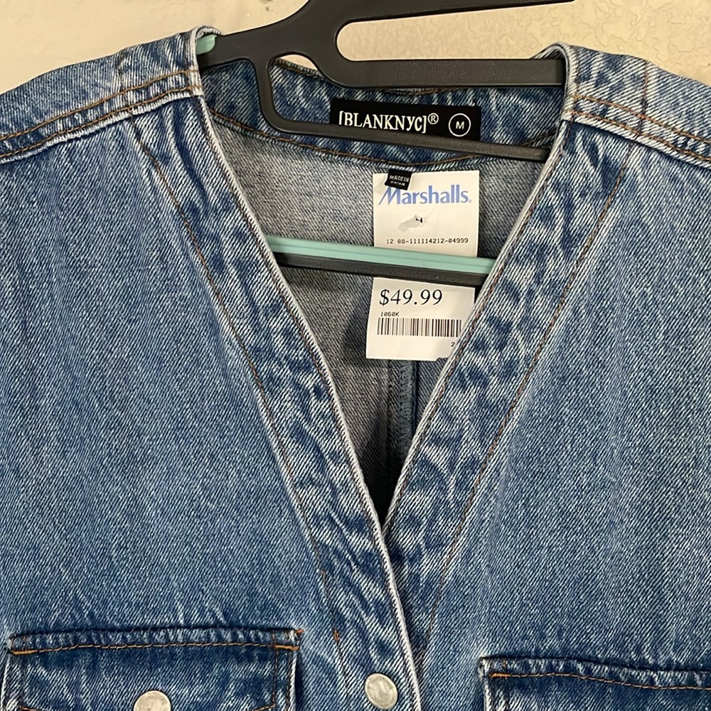 NWT BlankNYC Sleeveless Belted Denim Jumpsuit - Picture 6 of 6